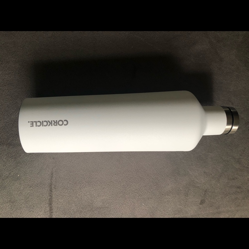Corkcicle Insulated bottle